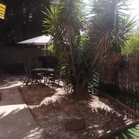 Maison T3 Avec Jardin La Crau Exterior foto