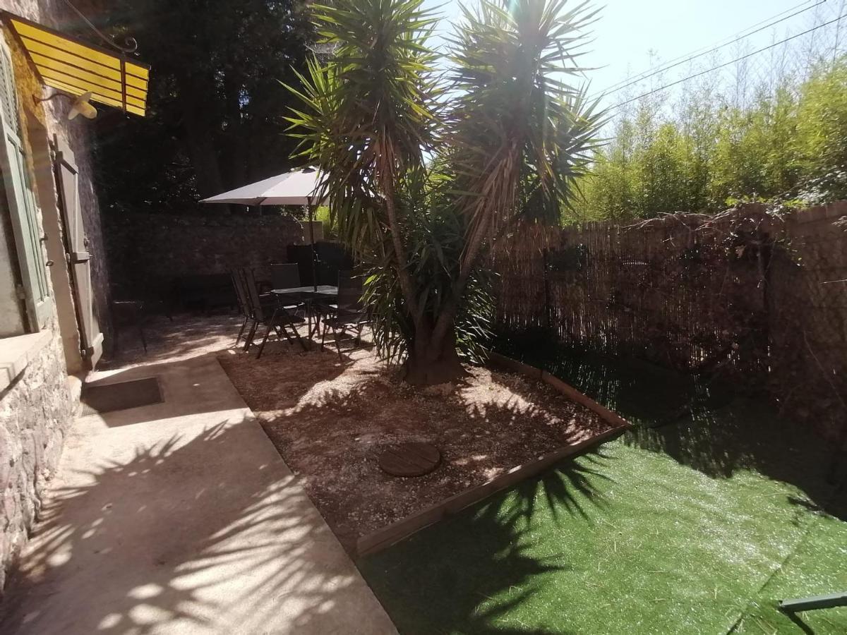 Hébergement de vacances Maison T3 Avec Jardin *